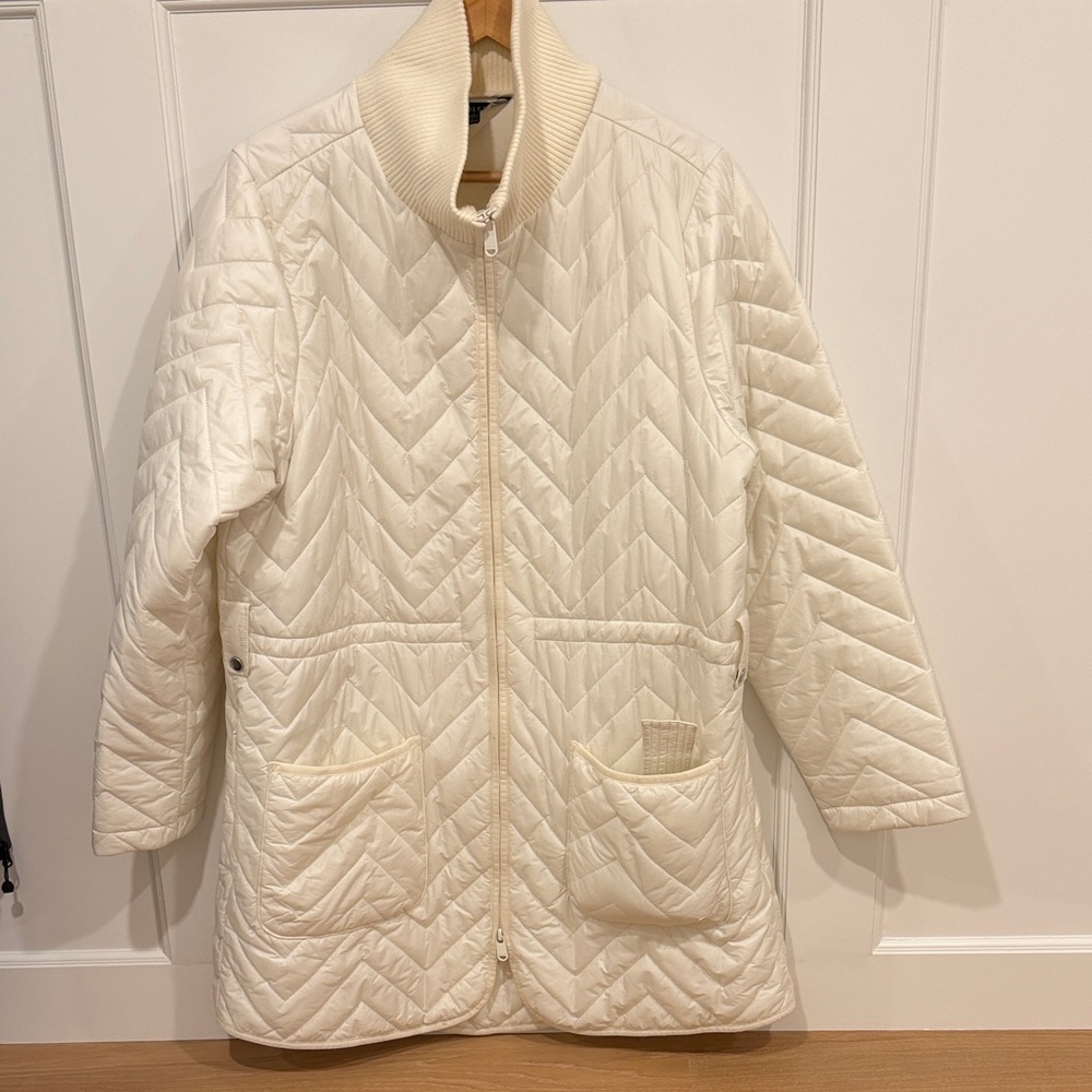 Athleta Ivory Quilted Puffer Jacket